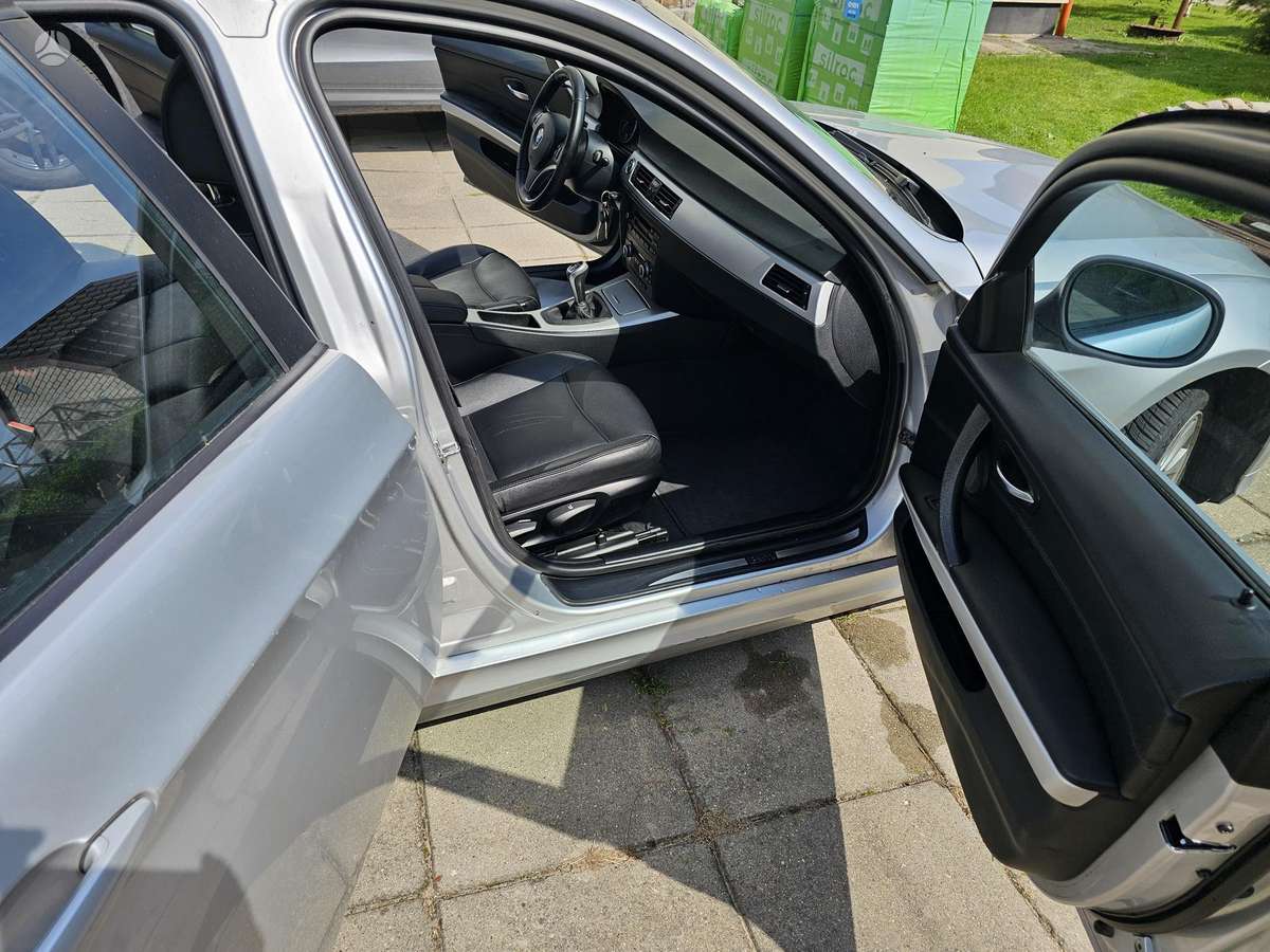 BMW 320, 2.0 l., Универсал