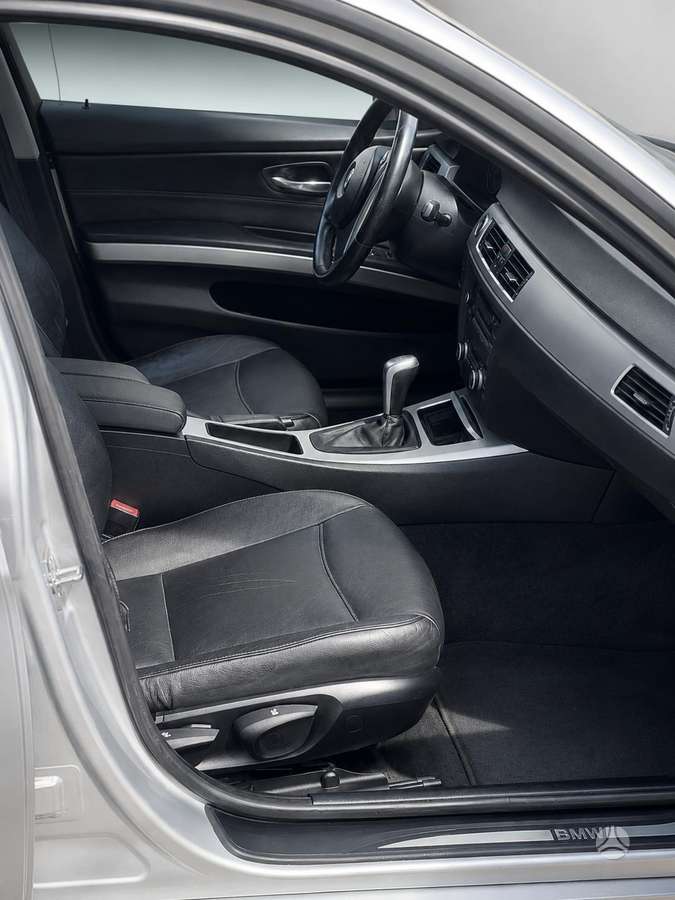 BMW 320, 2.0 l., wagon
