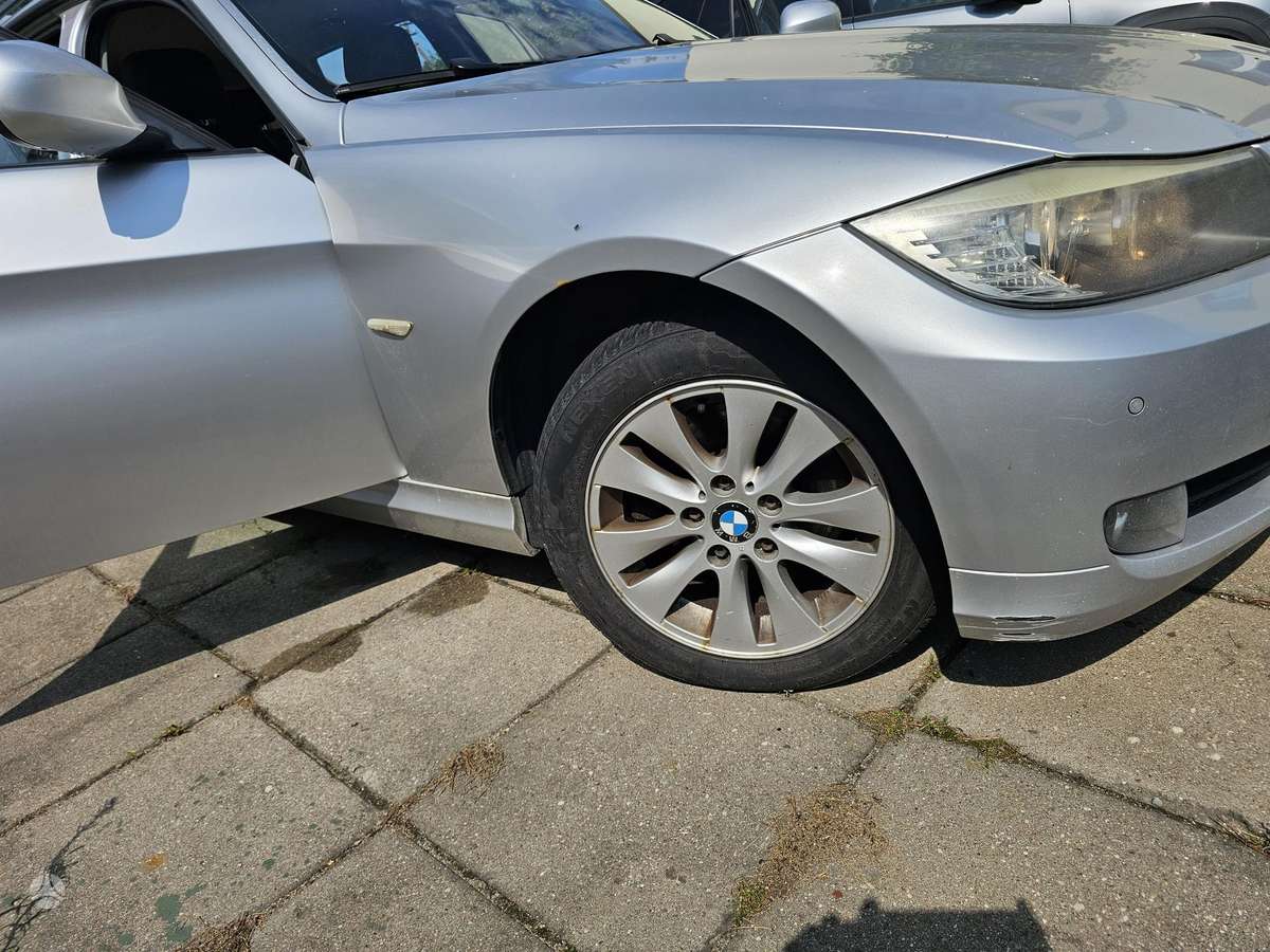 BMW 320, 2.0 l., Универсал