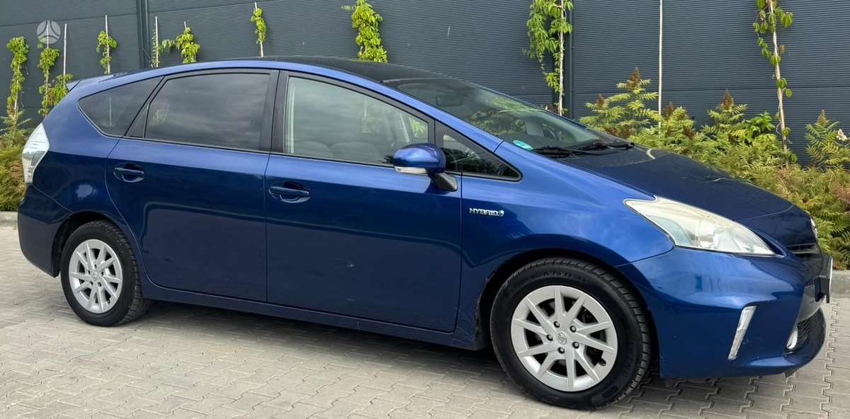 Toyota Prius+ - 4