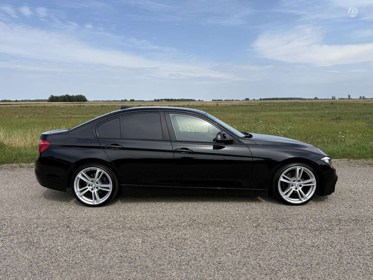 BMW 320, 2.0 l., Седан