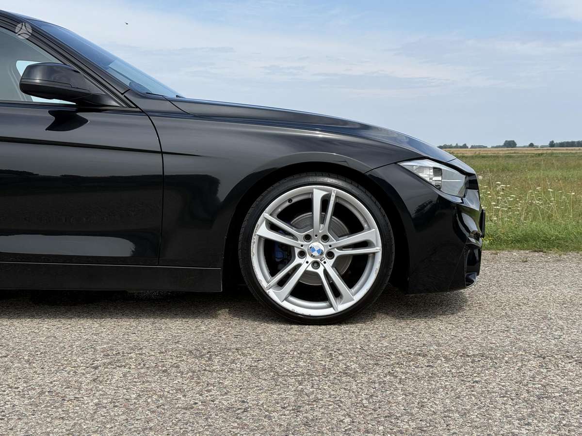 BMW 320, 2.0 l., Седан
