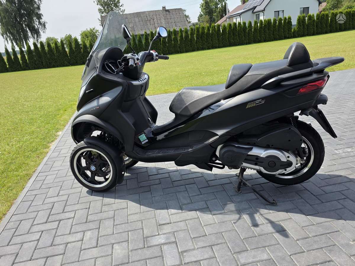 Piaggio MP3 493cc, triračiai
