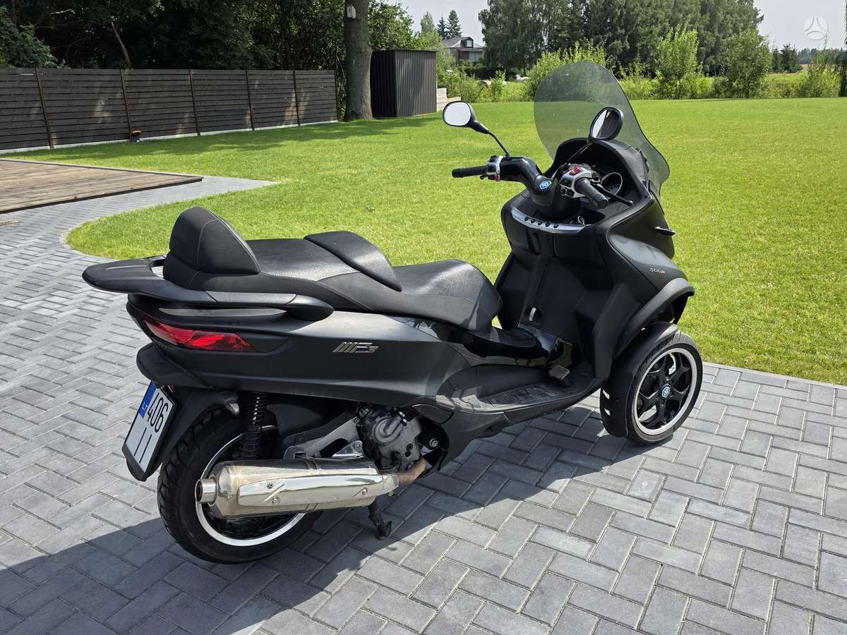 Piaggio MP3 493cc, triračiai