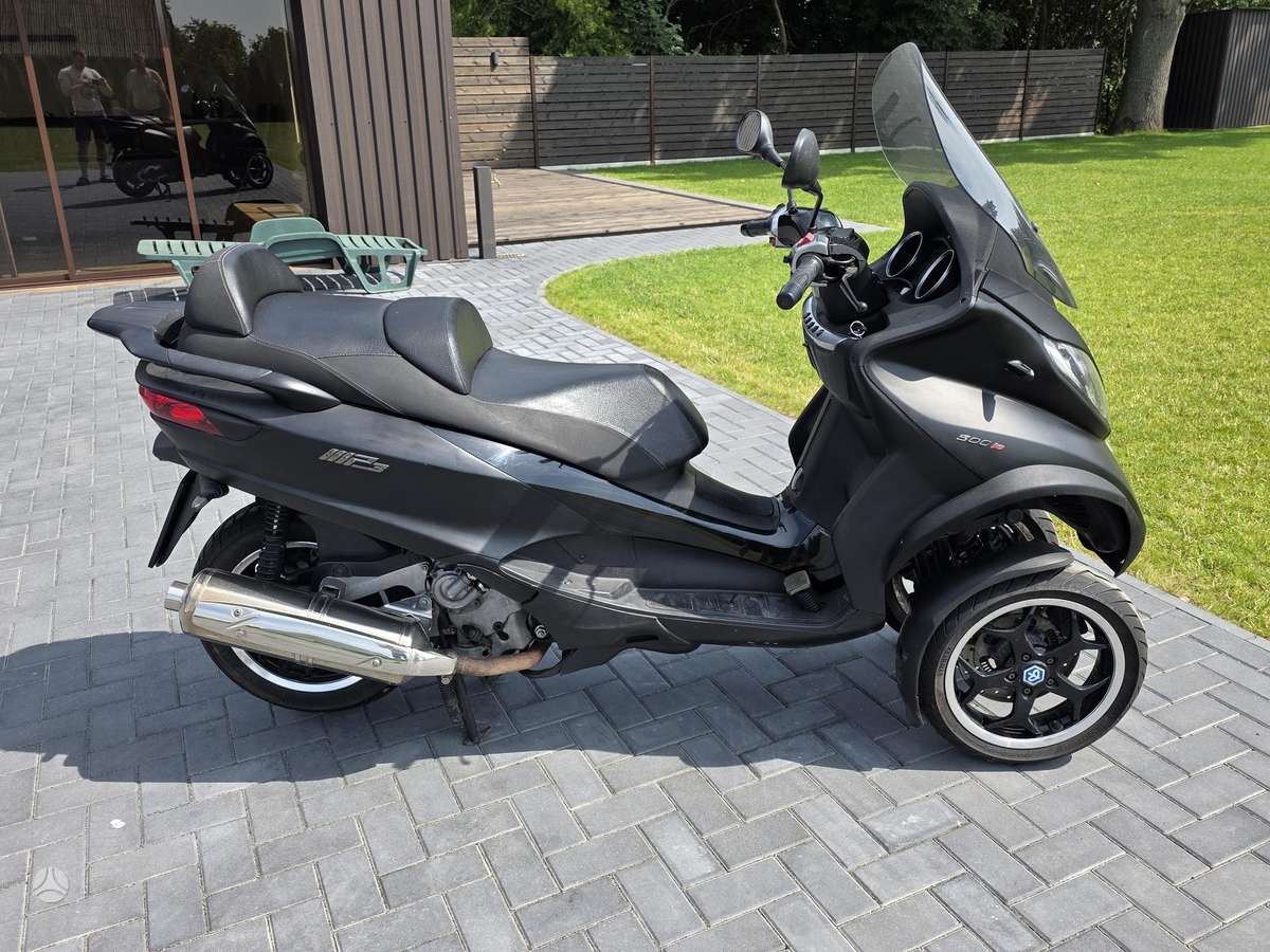 Piaggio MP3 493cc, triračiai