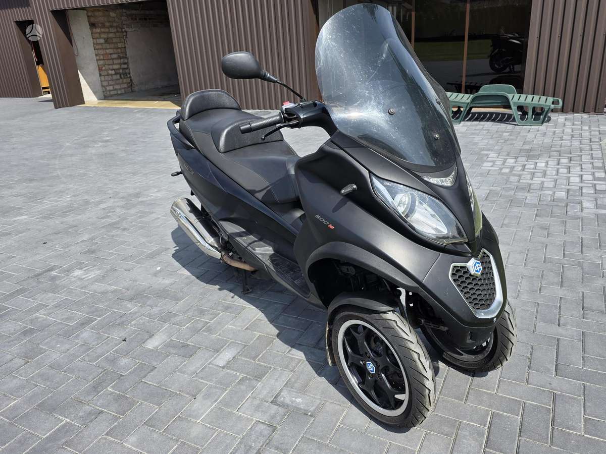 Piaggio MP3 493cc, трициклы