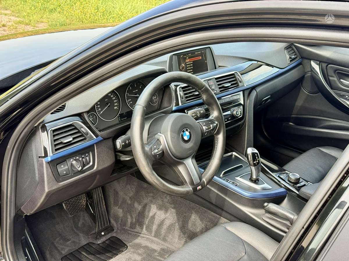 BMW 320, 2.0 l., Седан