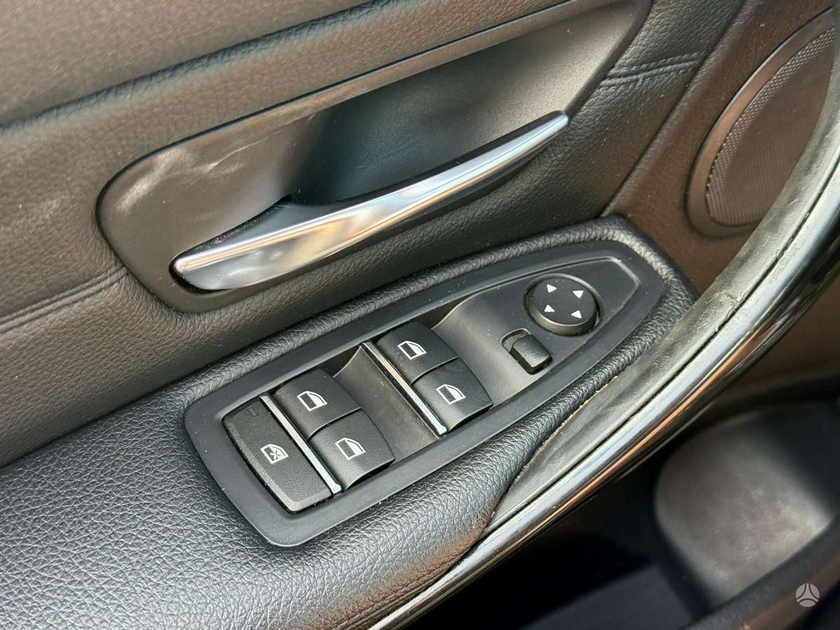 BMW 320, 2.0 l., Седан