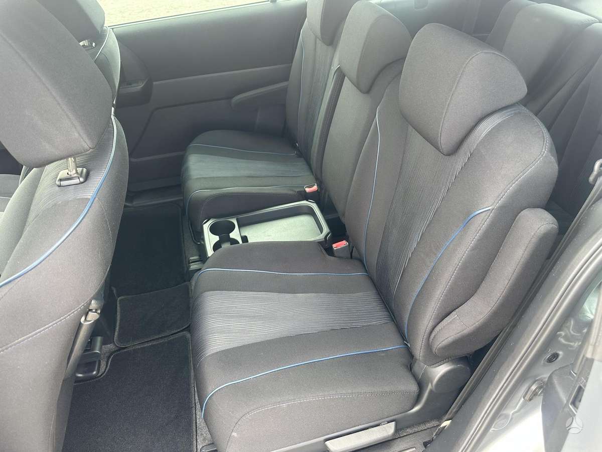 Mazda 5, 1.6 l., Минивэн