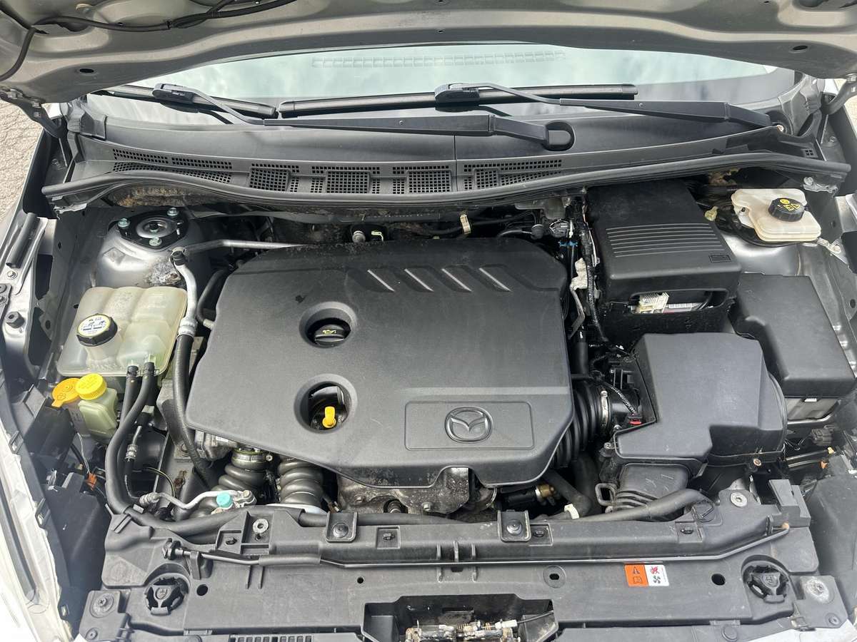 Mazda 5, 1.6 l., Минивэн