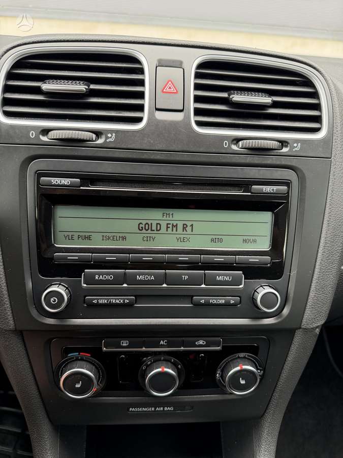 Volkswagen Golf, 1.2 l., hatchback