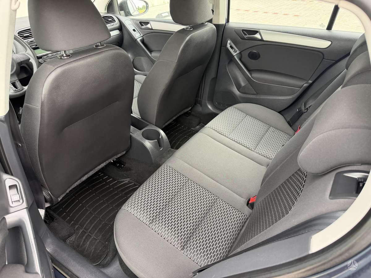Volkswagen Golf, 1.2 l., hatchback