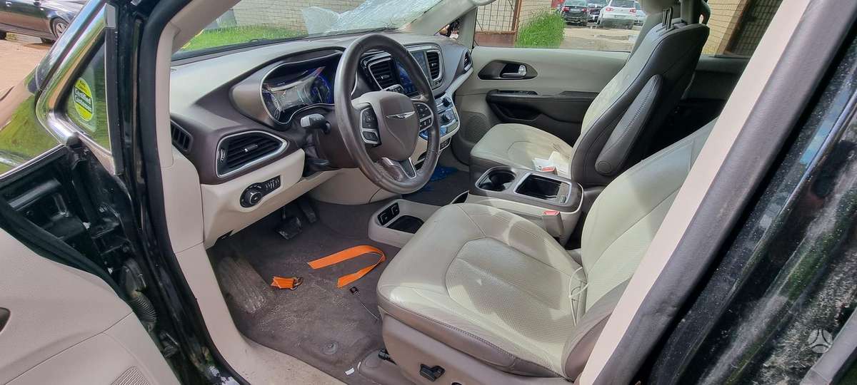 Chrysler Pacifica, 3.6 l., Минивэн