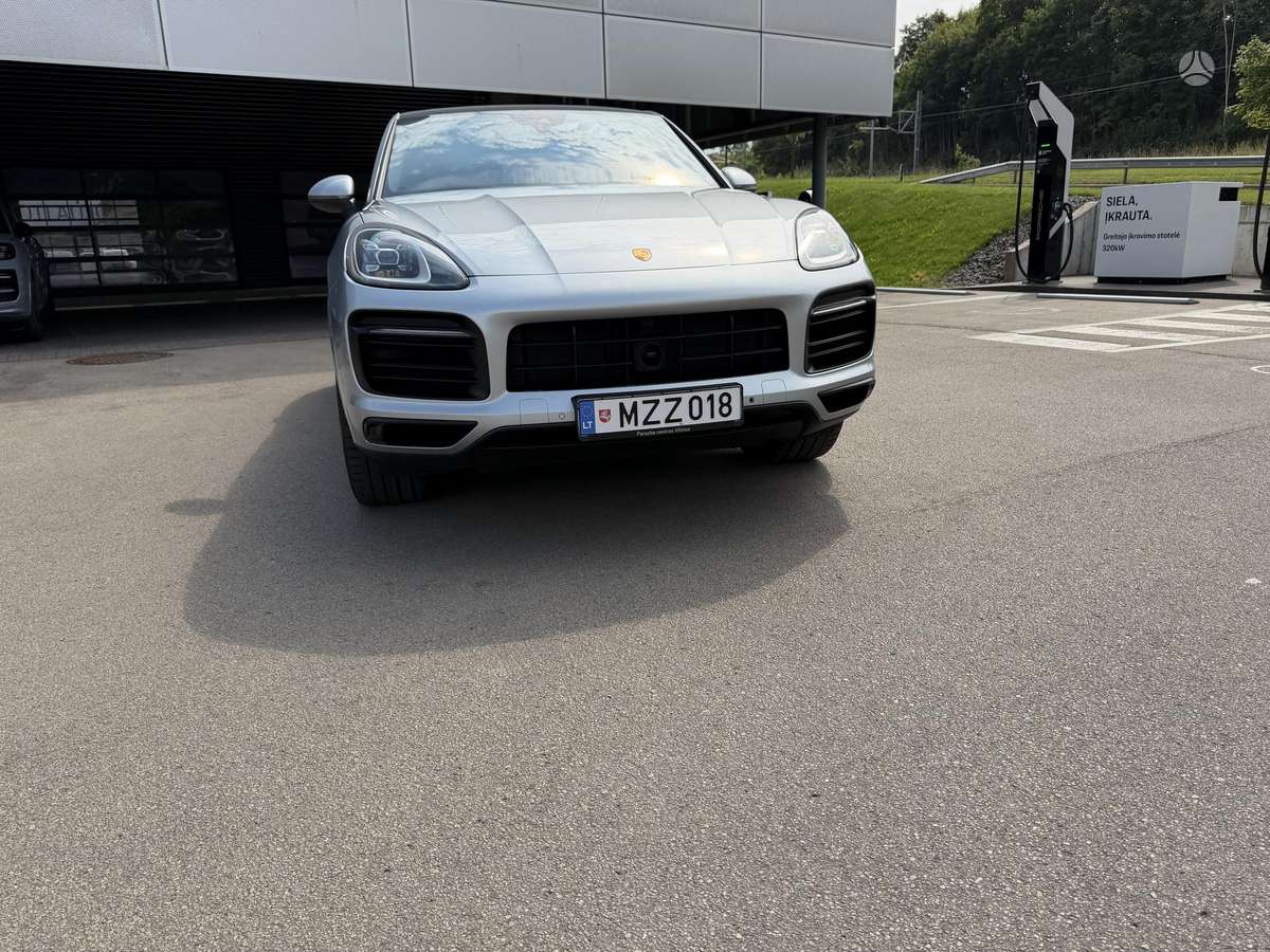 Porsche Cayenne Coupe - 2