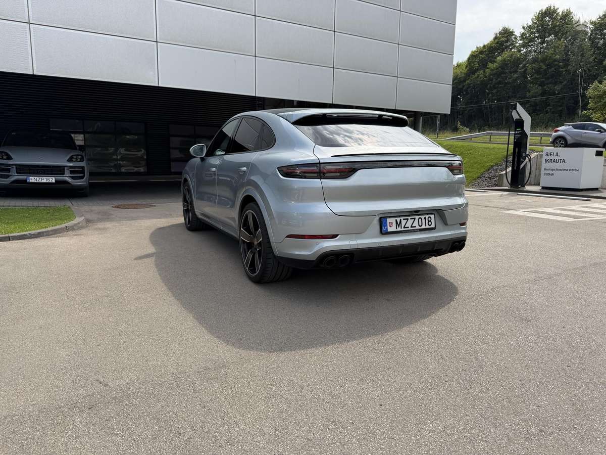 Porsche Cayenne Coupe - 7