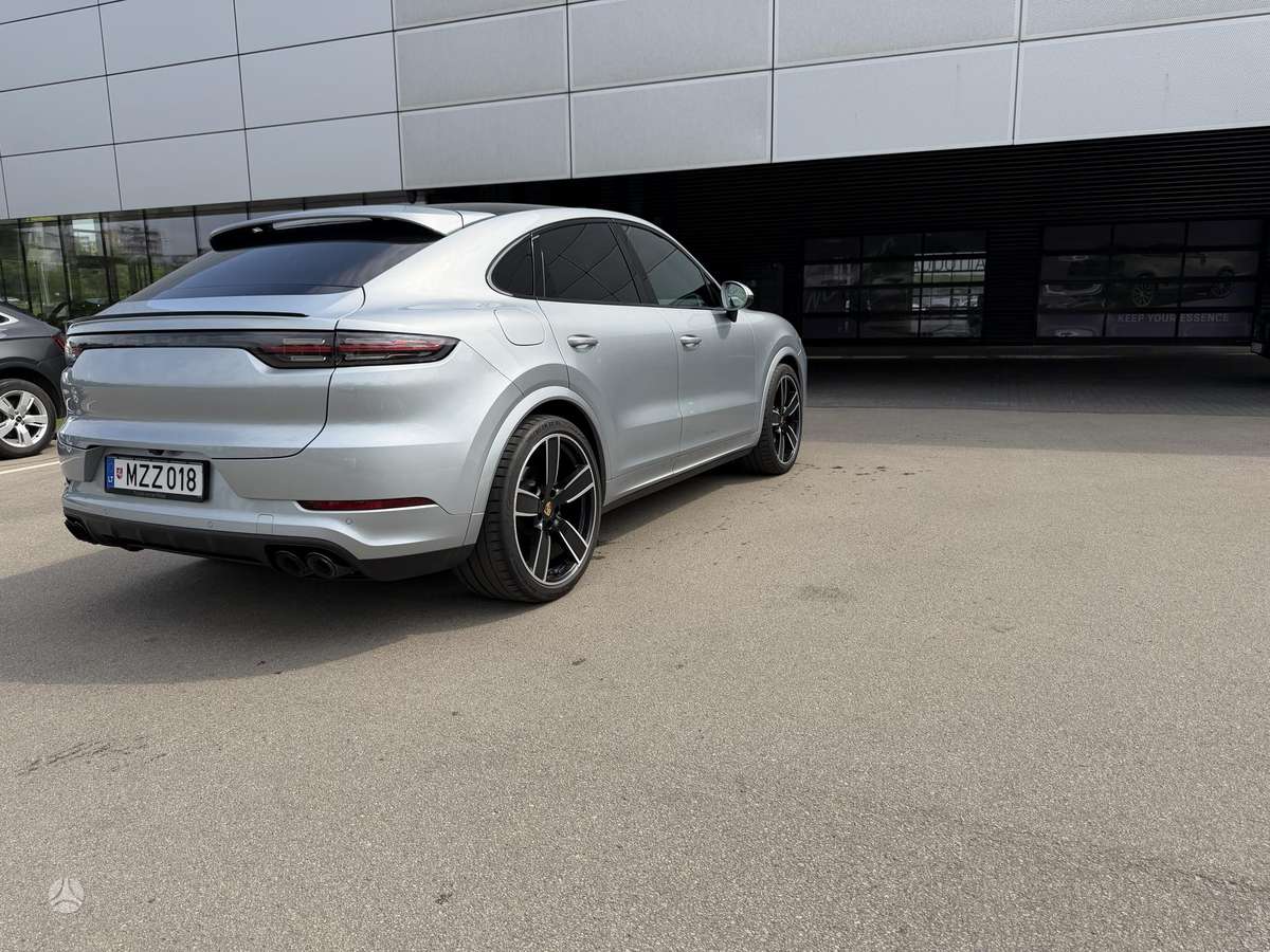 Porsche Cayenne Coupe - 8