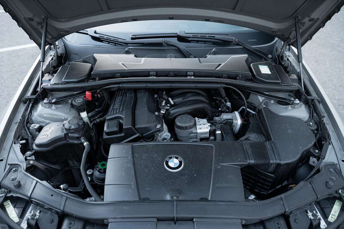 BMW 318, 2.0 l., Универсал