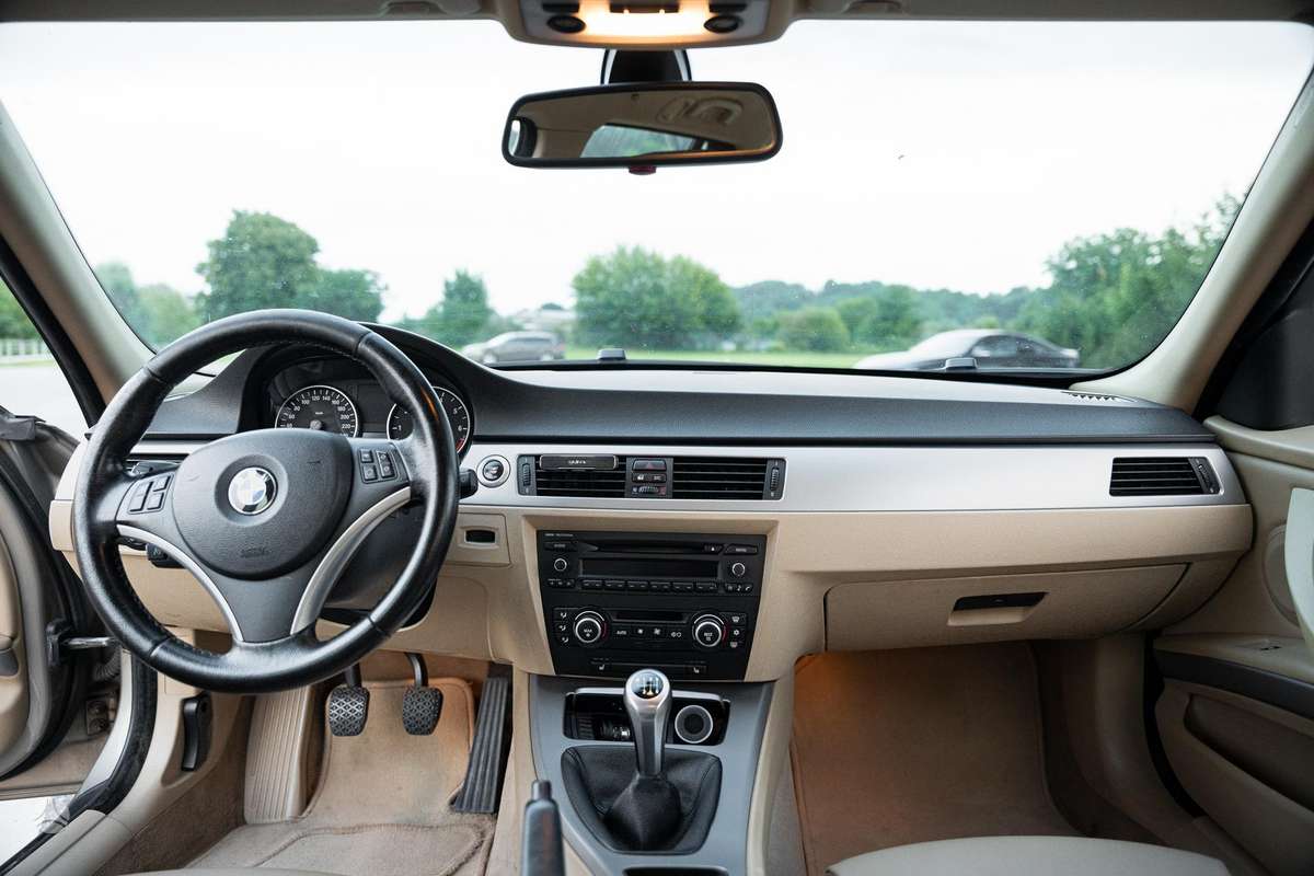 BMW 318, 2.0 l., wagon