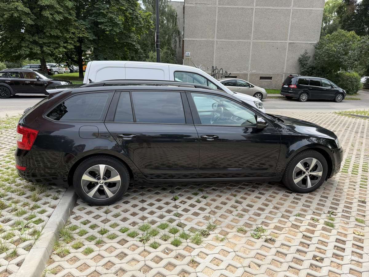 Škoda Octavia - 8