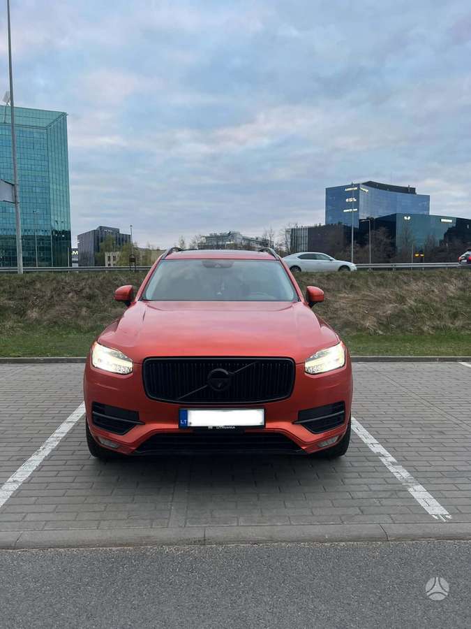 Volvo XC90 - 9
