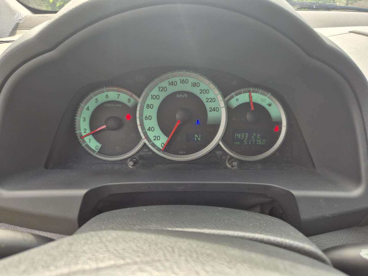 Toyota Corolla Verso - 9