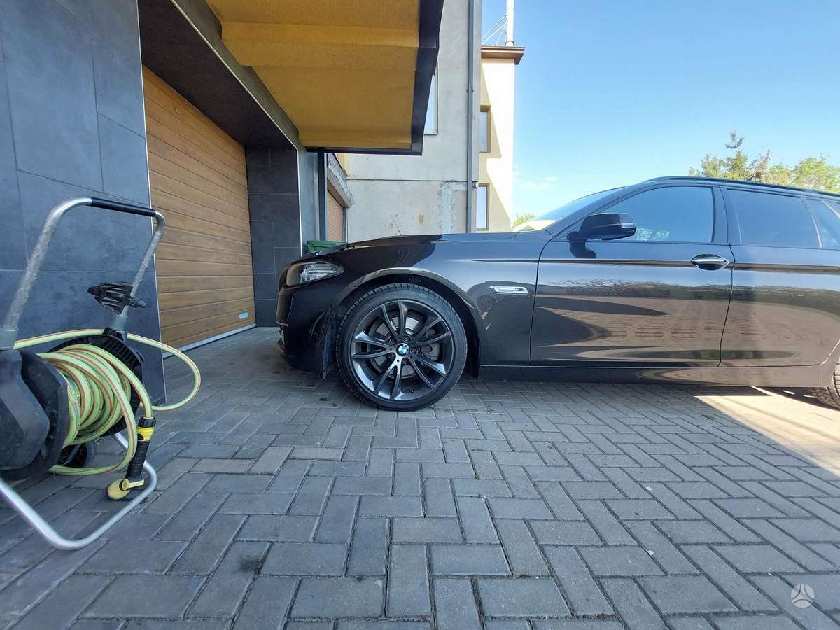 BMW 520, 2.0 l., universalas