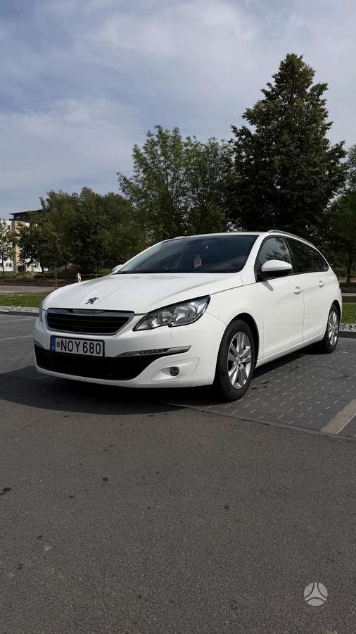 Peugeot 308 - 1