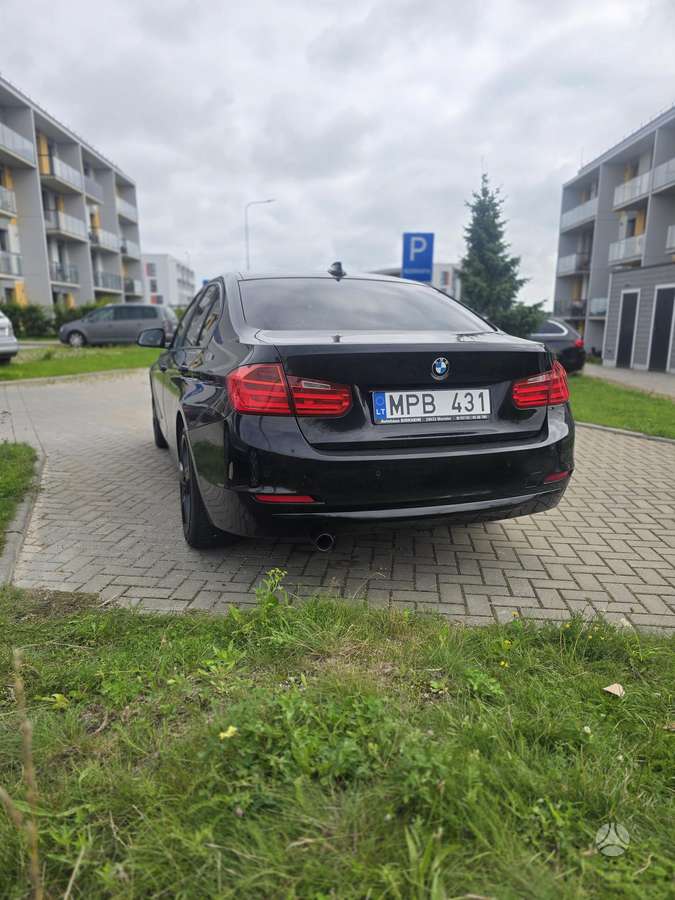 BMW 316, 2.0 l., Седан