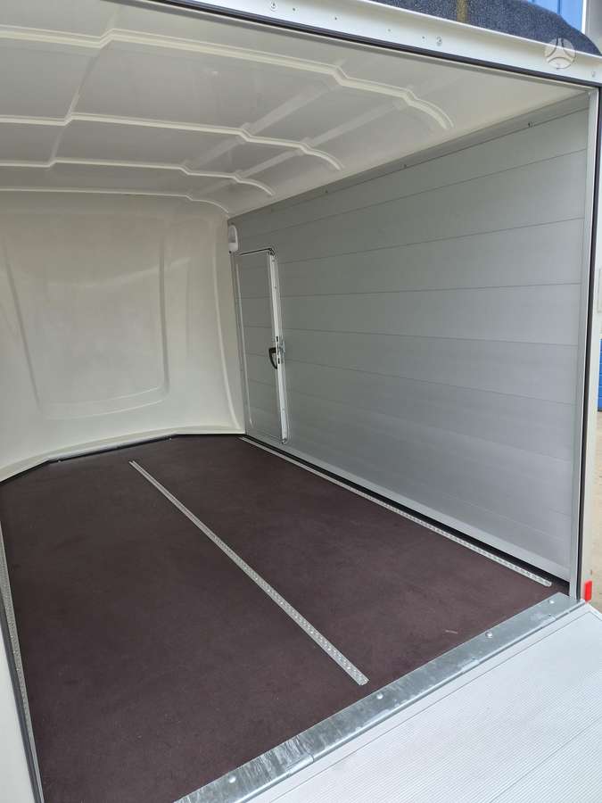 Humbaur HKPA, passenger car trailers