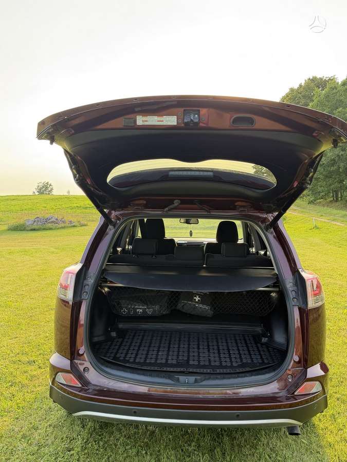 Toyota RAV4 - 5