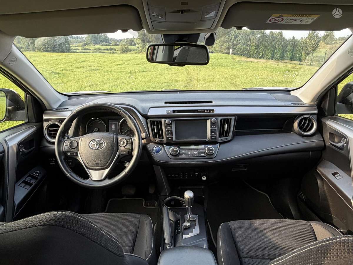 Toyota RAV4 - 7