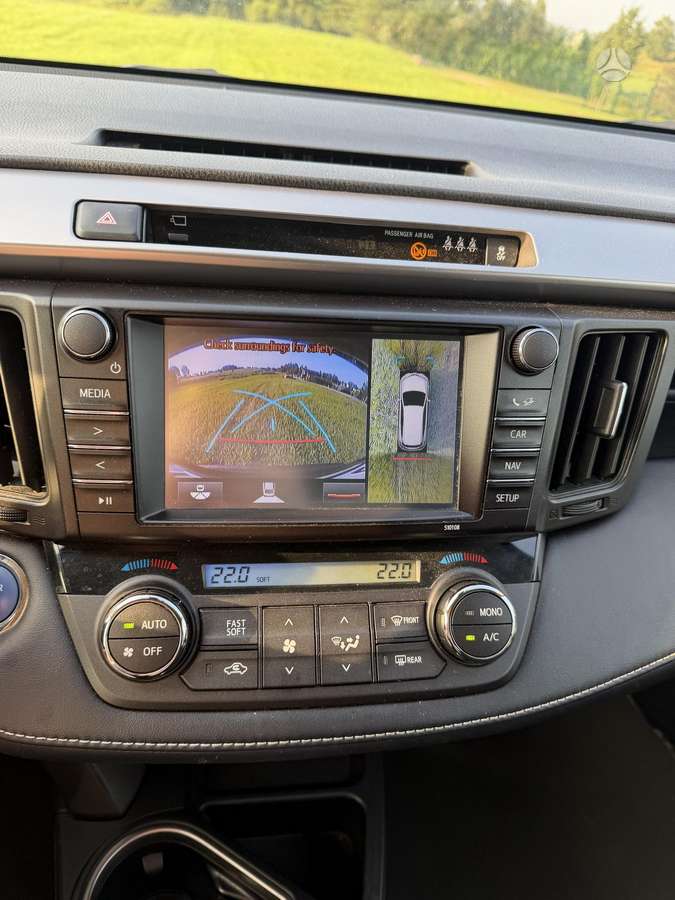Toyota RAV4 - 12