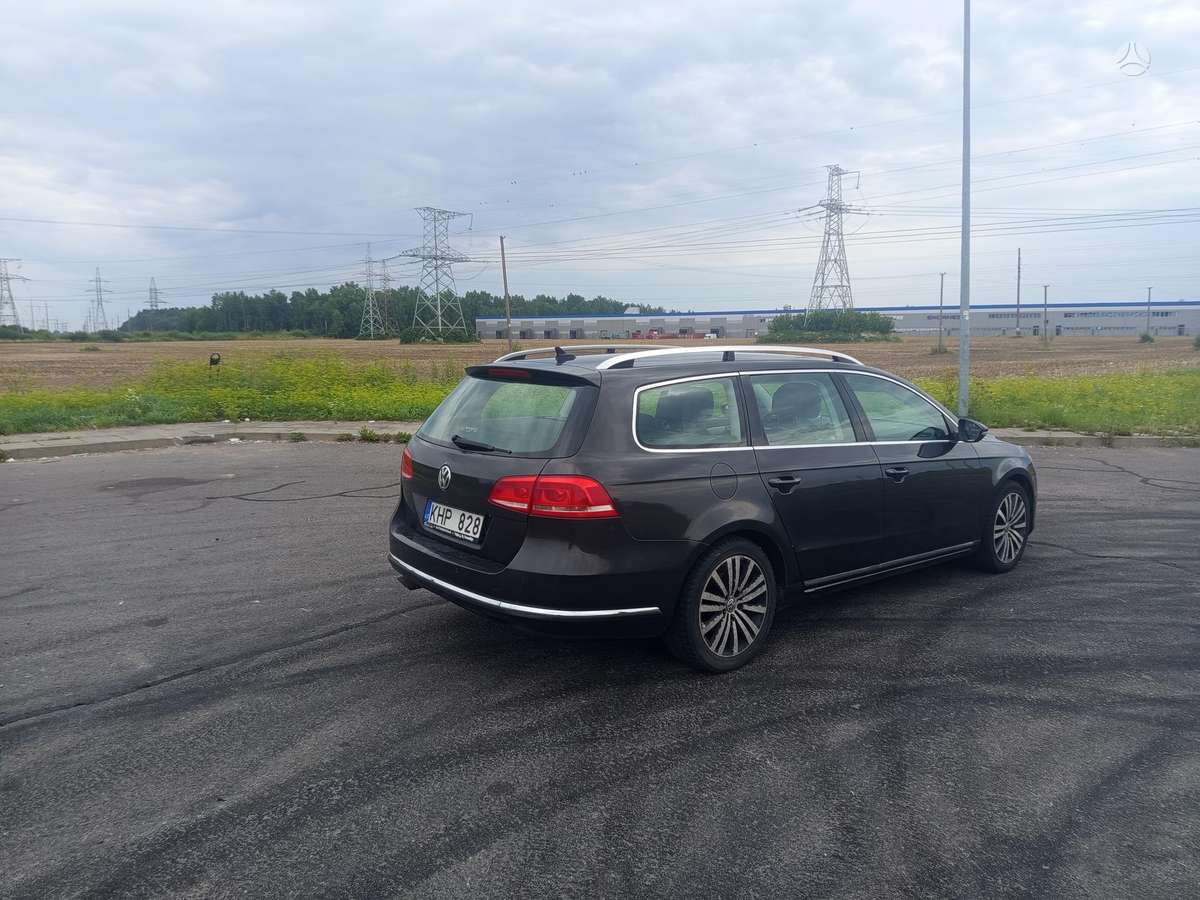 Volkswagen Passat, 2.0 l., Универсал