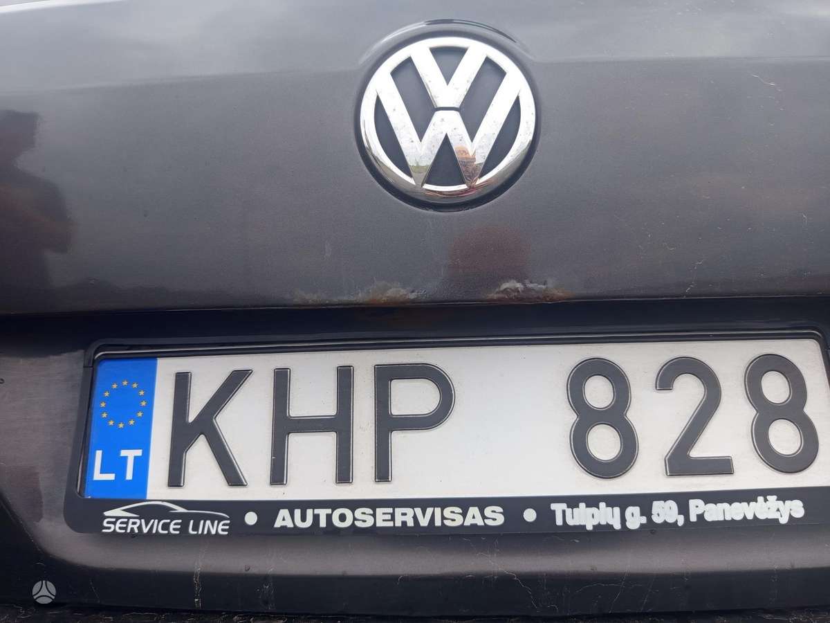 Volkswagen Passat - 7