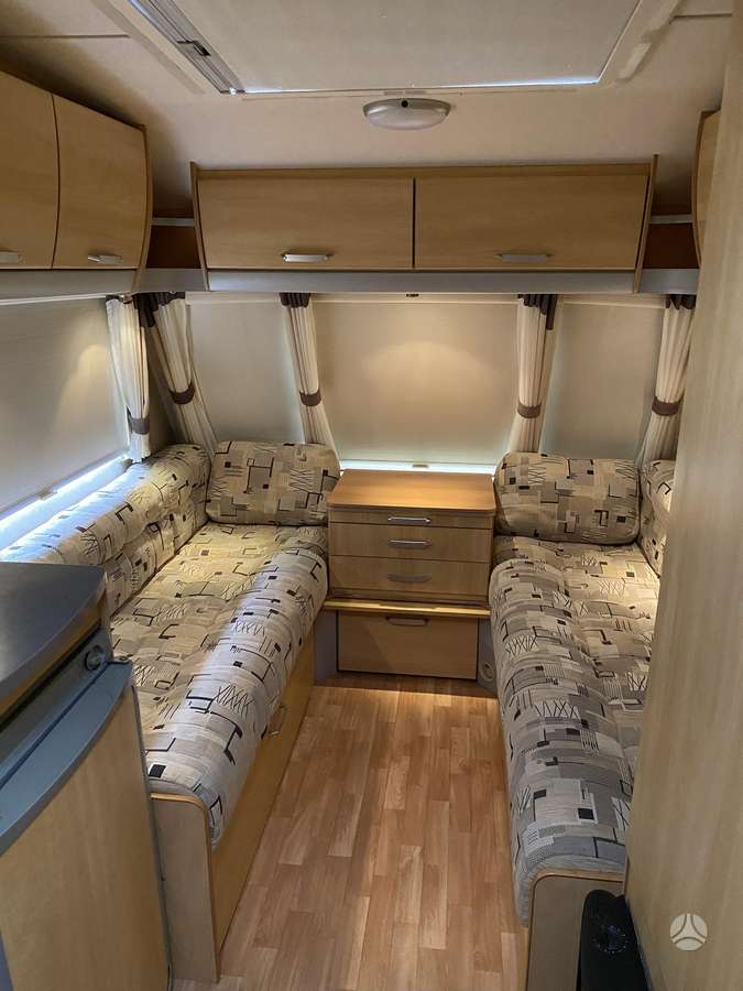 Sterling Europa 390, кемперы