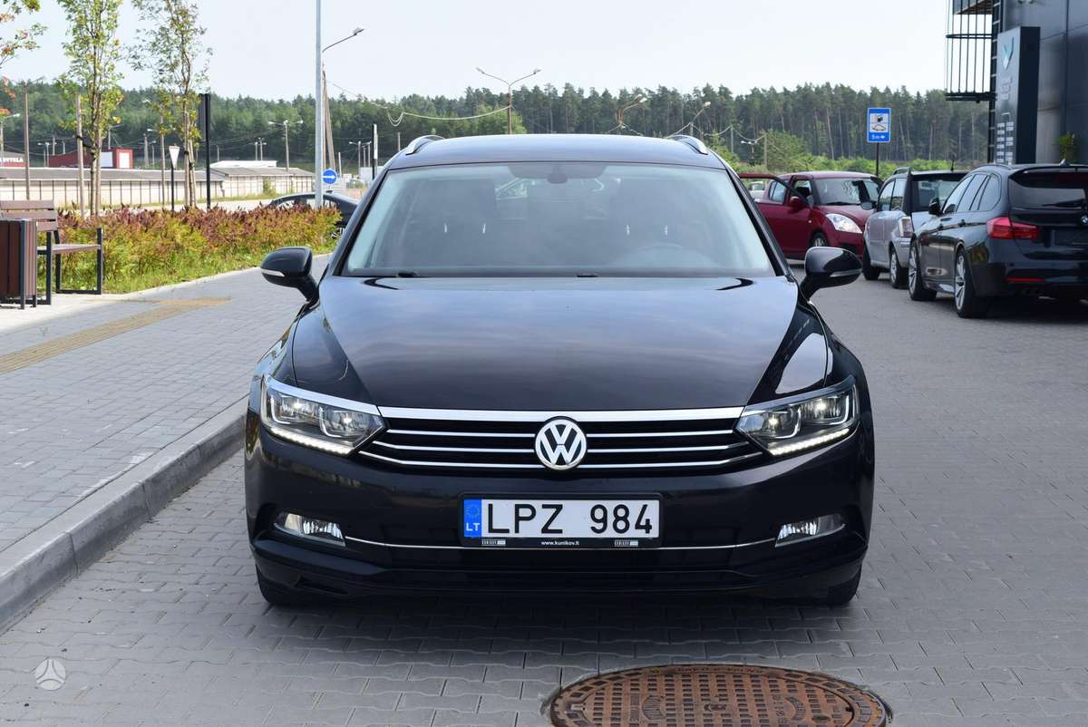 Volkswagen Passat - 2