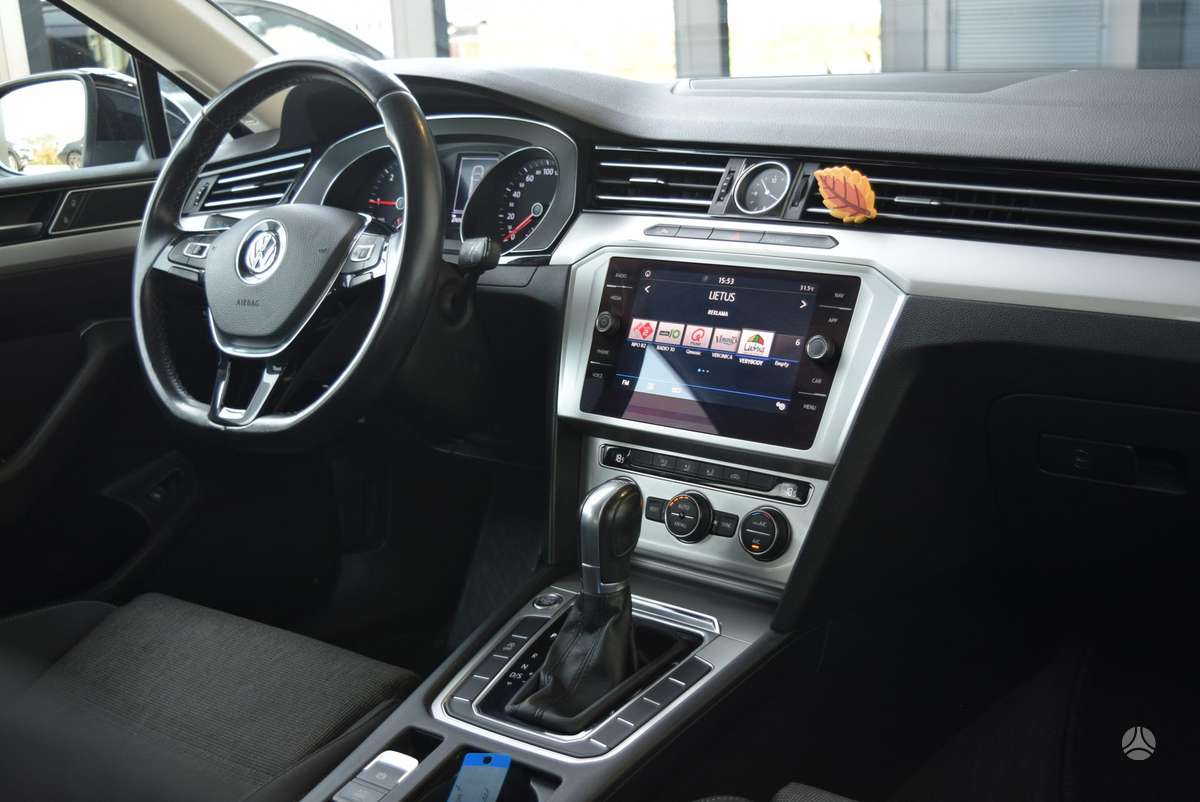 Volkswagen Passat - 10
