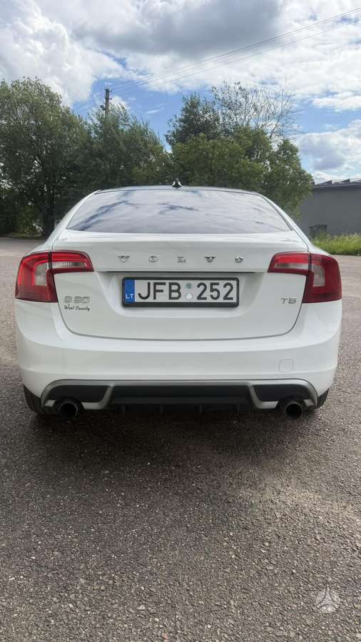 Volvo S60, 2.5 l., Седан