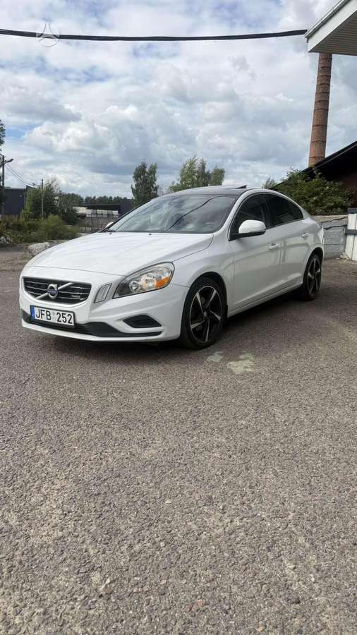 Volvo S60, 2.5 l., Седан