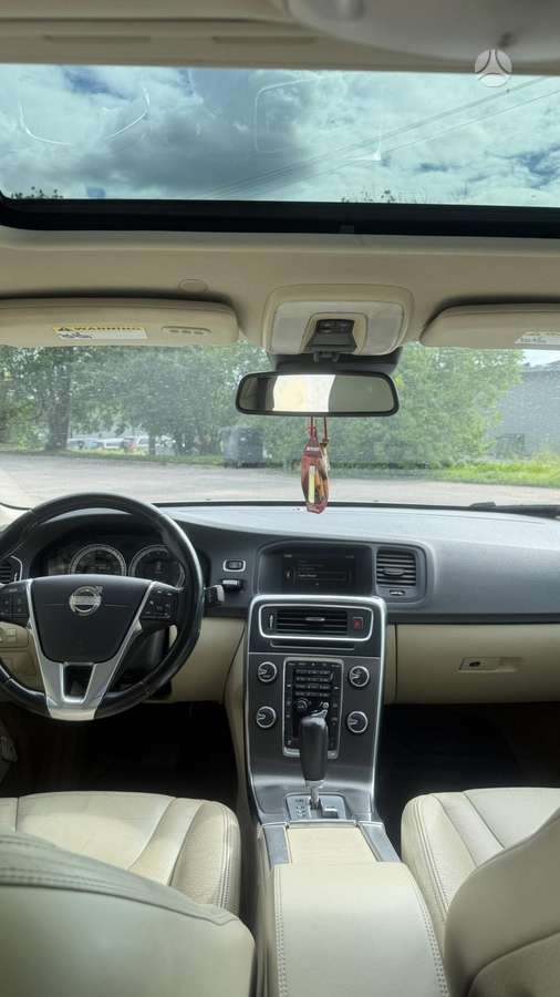 Volvo S60, 2.5 l., Седан