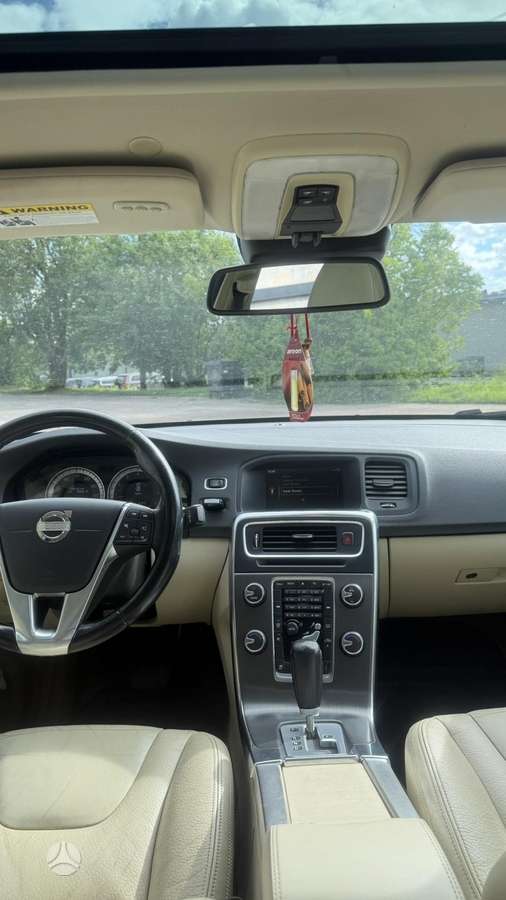 Volvo S60, 2.5 l., Седан