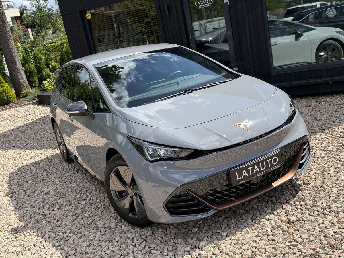 Cupra Born, 63 kWh, hatchback