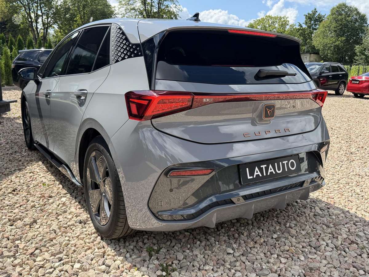 Cupra Born, 63 kWh, hatchback