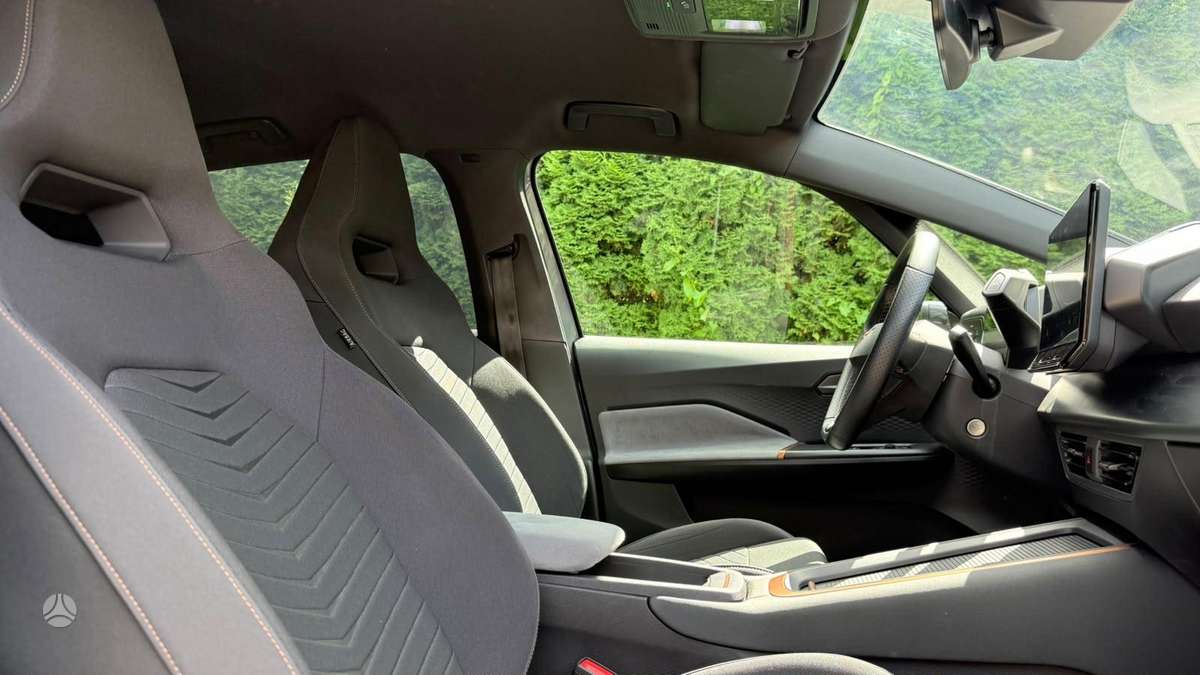 Cupra Born, 63 kWh, hatchback