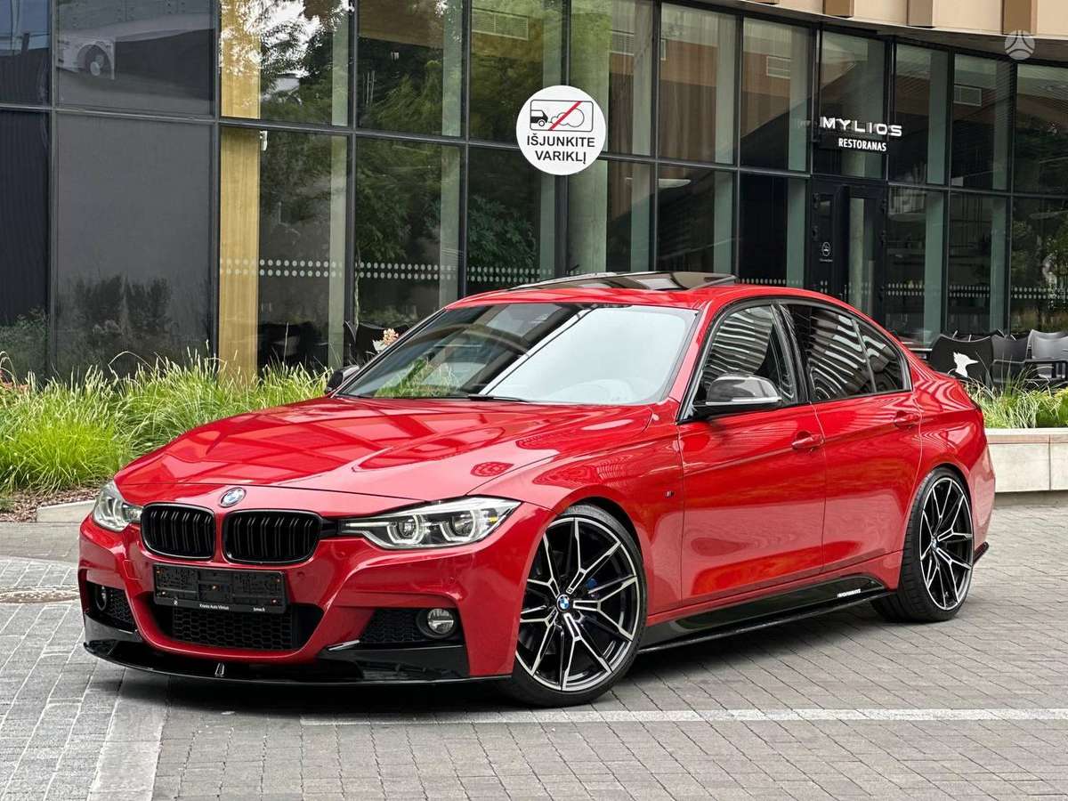 BMW 330, 2.0 l., Седан