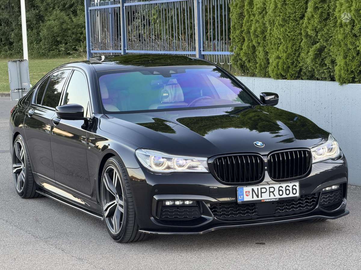 BMW 740, 3.0 l., Седан