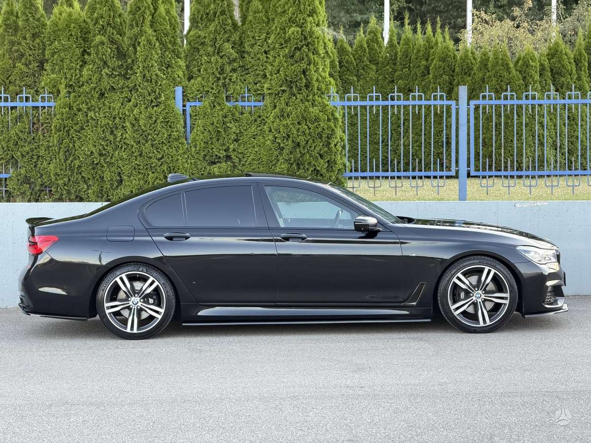 BMW 740, 3.0 l., Седан