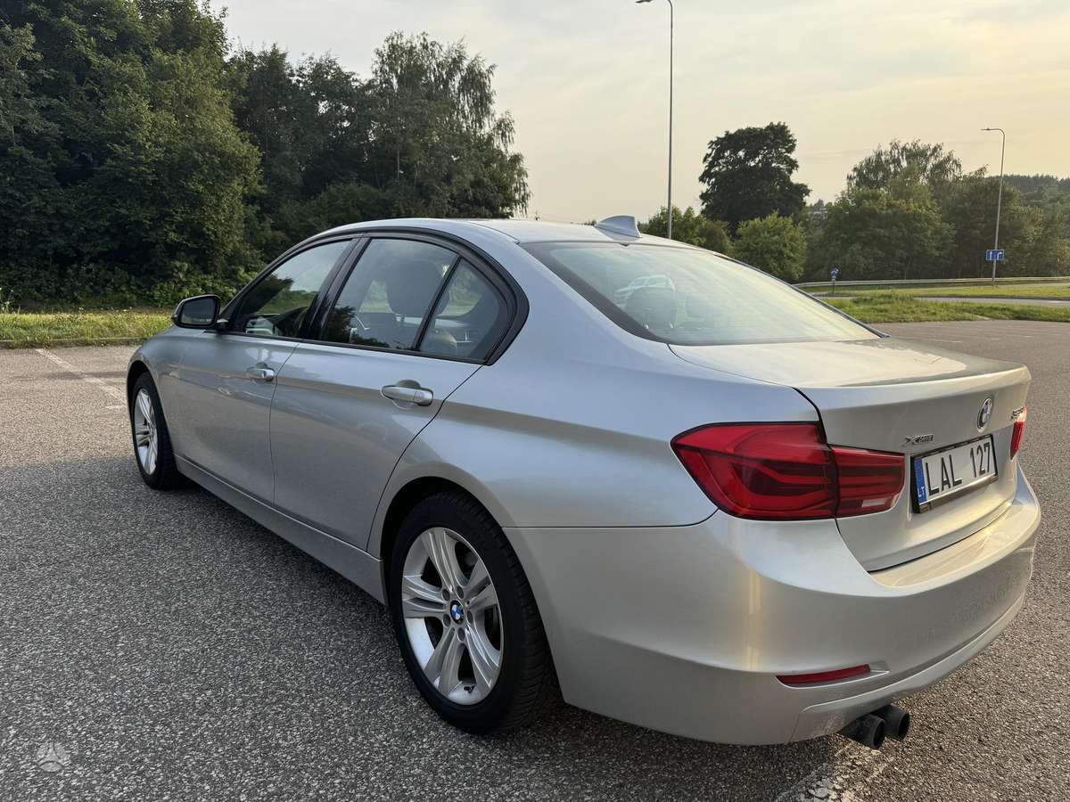 BMW 328, 2.0 l., Седан