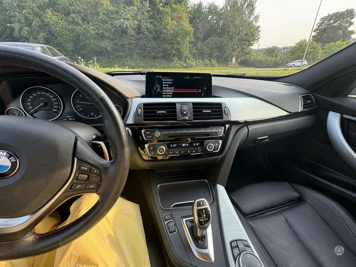 BMW 328, 2.0 l., Седан