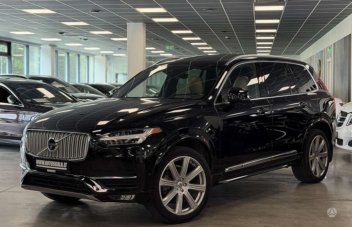 Volvo XC90 - 11